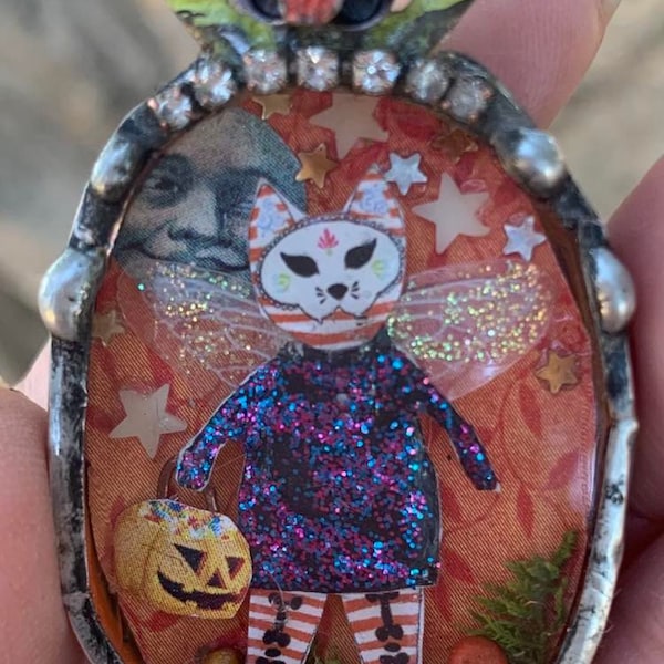 Halloween Cat Soldered Shadow Box Pendant/Ornament