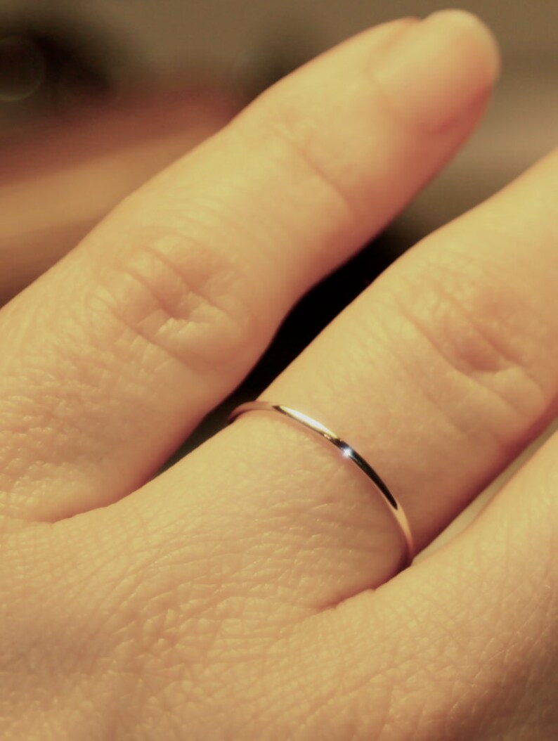 Dainty wedding band/ Simple wedding ring/ Thin Wedding Band/ Etsy