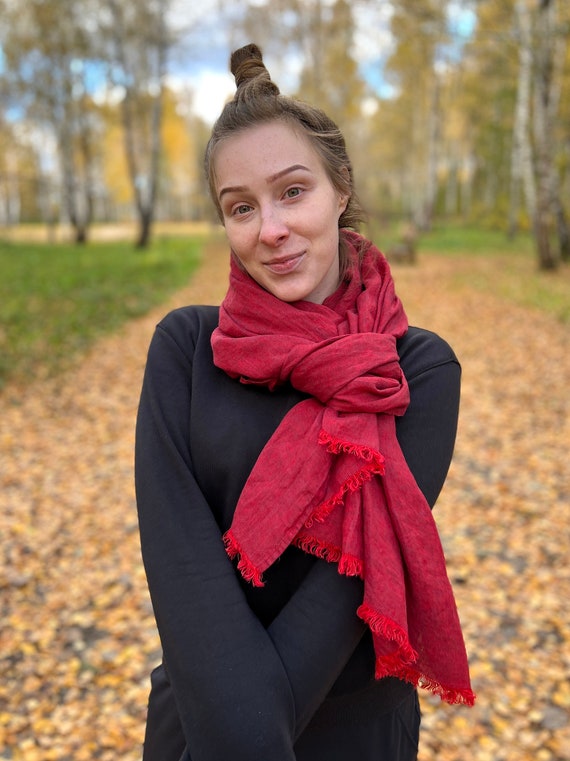 Louis Vuitton Red Winter Scarves & Wraps for Women for sale