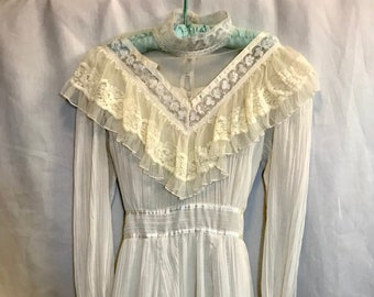 Vintage Gunne Sax By Jessica Ivory Off White Lace Midi Flounce Dress Sz 9