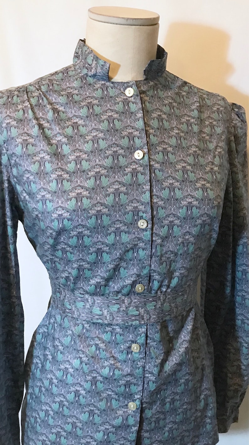 Vintage 1980s Liberty of London Lilac /& Blue Floral Print Blouse 12 M L
