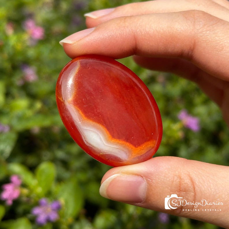 carnelian-worry-stone-polished-carnelian-thumb-stone-pocket-palm