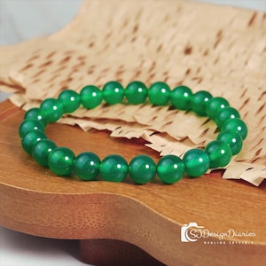 Emerald Bead Bracelet: Natural Crystal Healing, Engravable Charm