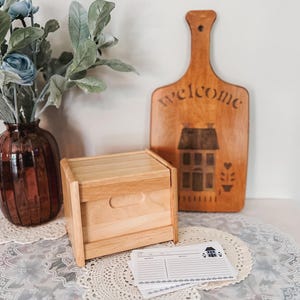 Cottagecore Kitchen Decor Bundle | Vintage Recipe Box | “Welcome” Folk Art Wall Hanging & Custom Recipe Cards | Grandmacore Country Style