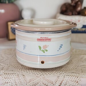 Vintage Rival Crock-Ette | Pastel Floral Potpourri Crock | 1 Qt Stoneware Slow Cooker