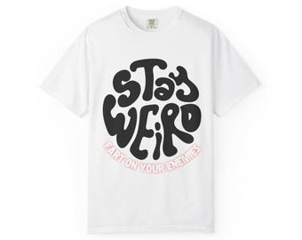 Stay Weird groovy lettering T-Shirt | Retro psychedelic design