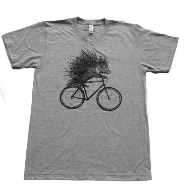 Porc-épic sur un vélo - T-shirt homme, tee unisexe, tee-shirt en coton, tee-shirt graphique fait main, chemise de vélo, tee-shirt vélo, tailles xs-xxl