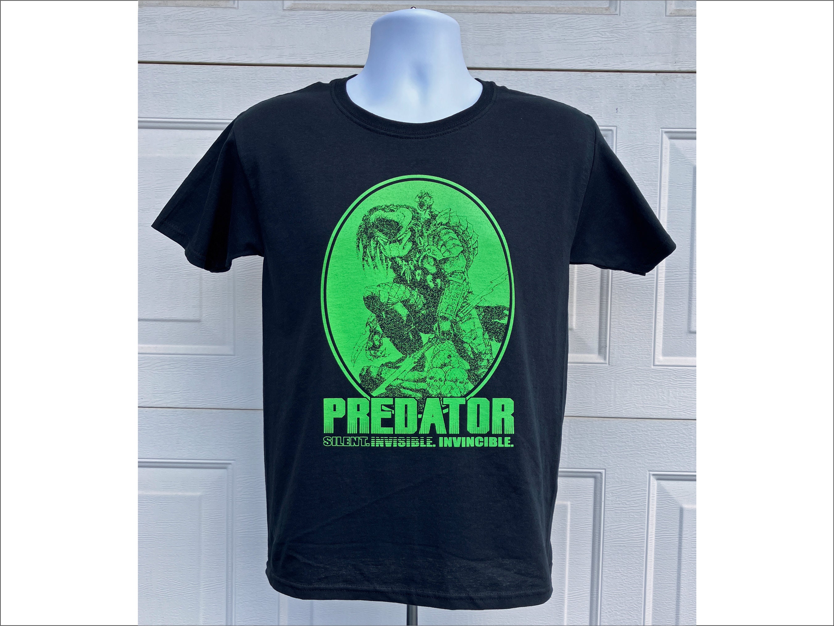 The PREDATOR Movie T-shirt Screen Printed All Sizes Yautja 