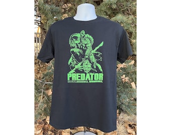 the PREDATOR movie t-shirt screen printed all sizes yautja arnold schwarzenegger prey badlands