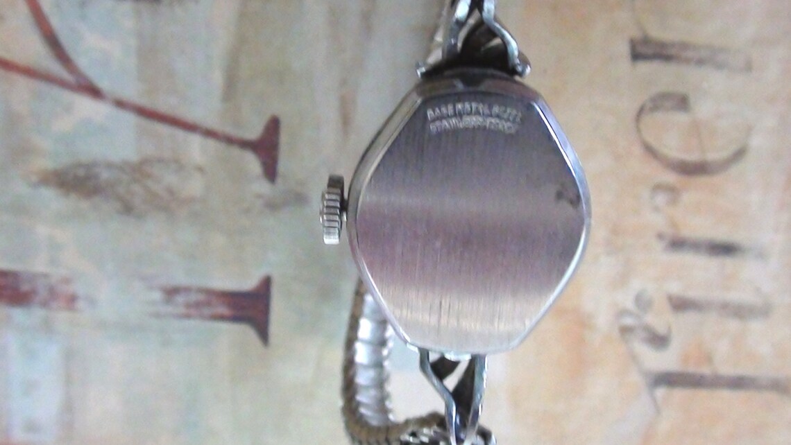 Vulcain Swiss Wind Up Watch 17 Jewels Swiss Movement Ladies Etsy