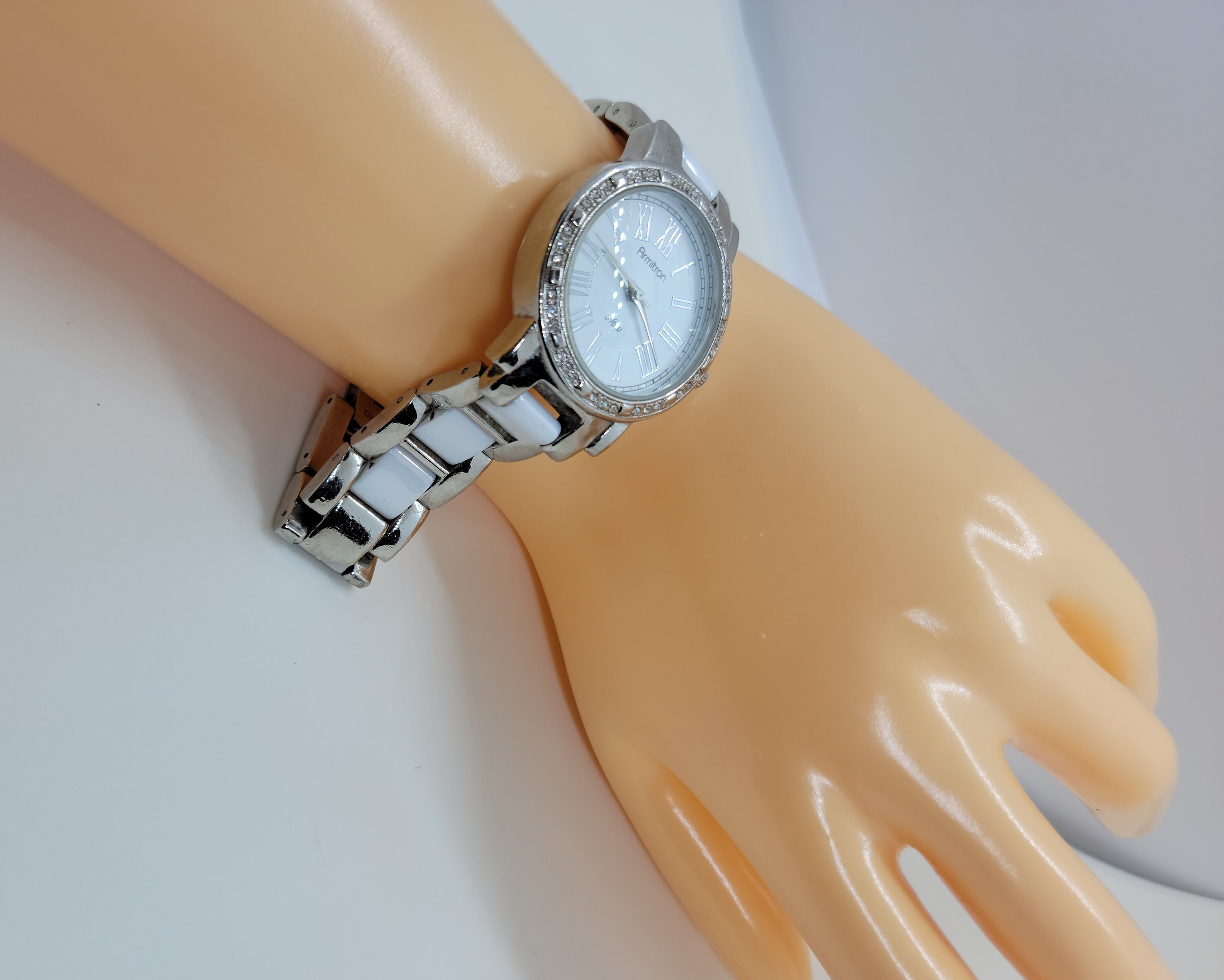 ARMITRON Now Cz Sparkle Chips Porcelain White Face and Combination Ceramic WATCH ARMITRON Now Cz Sparkle Chips Porcelain White Face and  main image 4