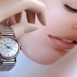 Tissot Swiss Wrist Watch Women in Excellent Condition Working fully REstored by an Horologist