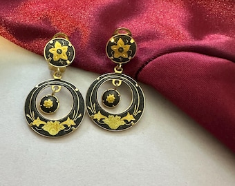Vintage Damascene Clip On Earrings Hoops Dangle Flowers Gold foil Inlaid 22k and 24k gold Art made in Spain