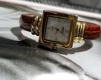 Embassy by Gruen Mother of Pearl Face Pristine Cuff  Wrist Watch Classic Watch  Small to Medium wrist vintage Working