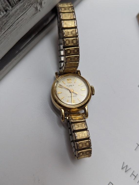 Timex Watch Stretchable Bracelet Wind Up  ART Deco