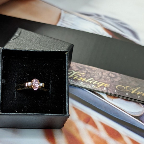 Sparkle Pink Saphire and Cubic Zirconia Ring 18k hge New Old stock Covenant RC