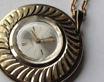 VINTAGE Antimagnetic Swiss Lucern Working and WindUp Watch Pendant Necklace Gold Plated Long Chain 26"