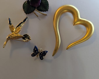 Lot of Vintage Brooches Pins Huumingbird*Purple Flower Enameled leaves*Gold Plated Heart* and Hair decoration Butterfly Enamel