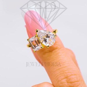 14k Solid Gold Toi Et Moi Engagement Ring Pear and Emerald Cut Moissanite Two Stone Wedding Ring Double Stone Anniversary Ring For Wife