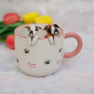 Haustier-Becher mit Haustier-Abbildung handgemachter keramischer Becher Peekaboo-Haustier-Becher-Gedenkgeschenk für Haustier-Besitzer personifizierter Hund/Katze innerhalb Becher-Kaffeetasse