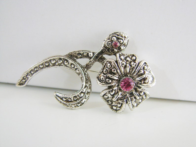 silver flower brooch