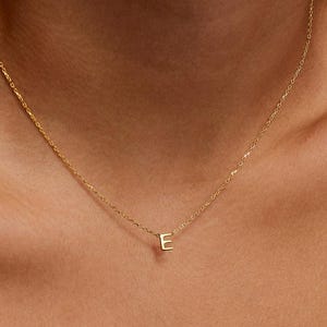Colar de letras, colar de letras personalizado, colar inicial, colar de letras de família, colar de madrinha, presente de dia das mães,