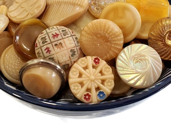 Vintage Glass Buttons in Shades of Neutral Tan, Grab Bag Lot for Sewing, Knitting, and Jewelry Beads, 3/4 to 1 1/8 inch