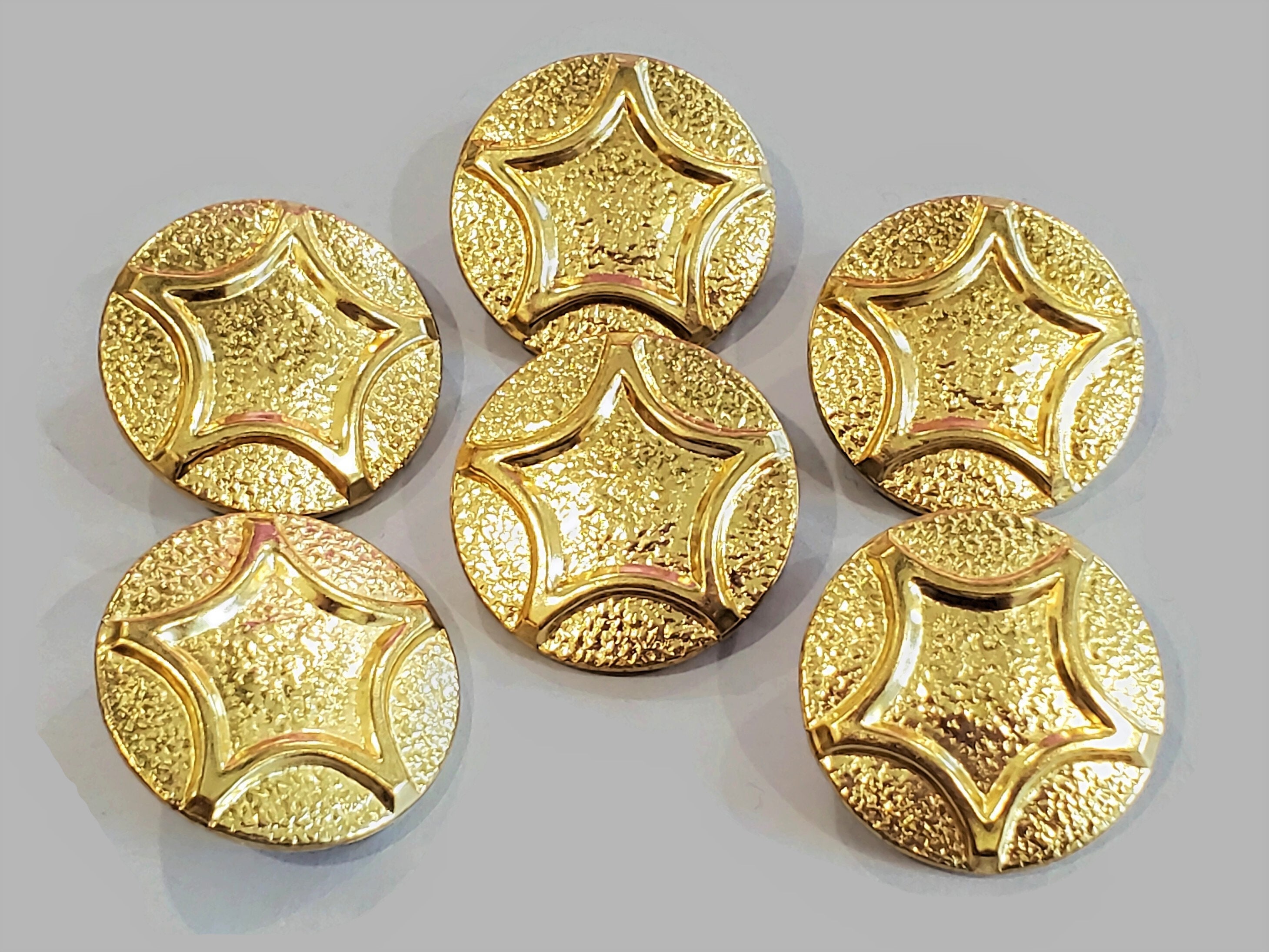 Star Embellishments, Gold Star Buttons - 2 Hole - 7/8in. - 3 Pieces/Pk —  Crafted Gift Inc.