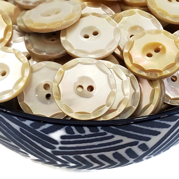 Carved Mother of Pearl Vintage Buttons, Natural Shell Coat Buttons for Sewing, Knitting Sweaters, Jewelry Beads, 3/4 inch