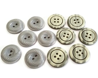Vintage Plastic Buttons in Your Choice of Styles for Sewing, 6 pieces, Knitting Sweaters, Retro Fashion, 3/4 inch