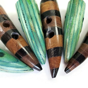 XL Wooden Toggle Vintage Buttons in Blue-Green, Coat Buttons for Sewing, Knitting, Retro Fashion, 2 pieces