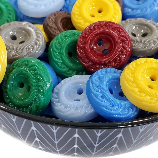 1940s Vintage Dress Buttons in Your Choice of Colors and Quantity, 3/4 inch for Sewing and Knitting