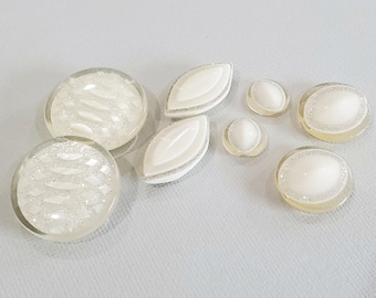 Lucite Vintage Coat Buttons in Your Choice of Sizes, Retro Fashion Sewing Buttons for Knitting Sweaters, Jewelry Beads, 9/16 to over 1 inch