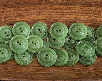 Spring Green Vintage Buttons for Sewing & Knitting: (3/4 inch 19-20mm)