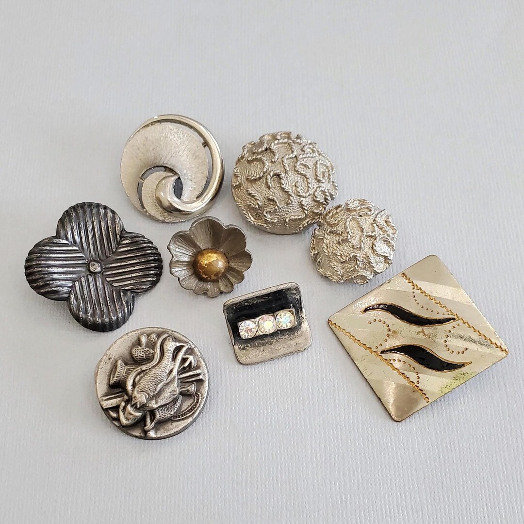 Button Styls 8 Vintage Metal Buttons in Unique Styles and Shapes (7/8 to 1 1/4 Inch ...