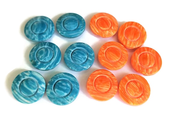1//2/" Vtg 70s Lot of 24 Buttons Red Orange Color Buttons 12mm
