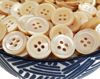 ヴィンテージベージュマザーオブパールボタン、裁縫、編み物、装飾