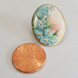 Antique Porcelain Buttons with Hand Painted Forget Me Not or Roses, Early 1900s for Sewing or Knitting 1 inch image 3