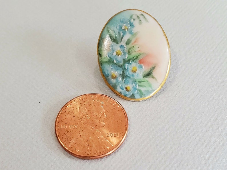 Antique Porcelain Buttons with Hand Painted Forget Me Not or Roses, Early 1900s for Sewing or Knitting 1 inch image 3