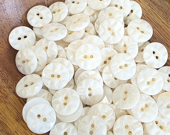 Vintage Carved Mother of Pearl Buttons: Creamy White, 15mm 5/8 inch