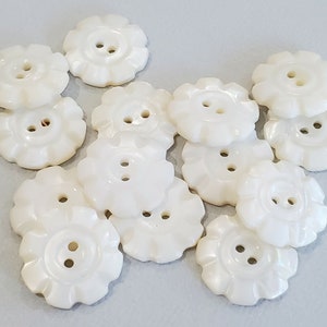 Carved Mother of Pearl Vintage Flower Buttons in White or Fawn, Natural Shell for Sewing, Knitting Sweaters, Jewelry Beads, Embellishements