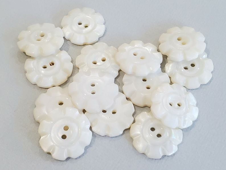 Carved Mother of Pearl Vintage Flower Buttons in White or Fawn, Natural Shell for Sewing, Knitting Sweaters, Jewelry Beads, Embellishements image 1