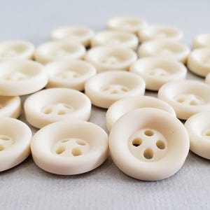12 Vanilla Vintage Shirt Buttons for Sewing and Knitting, 5/8 inch 16mm