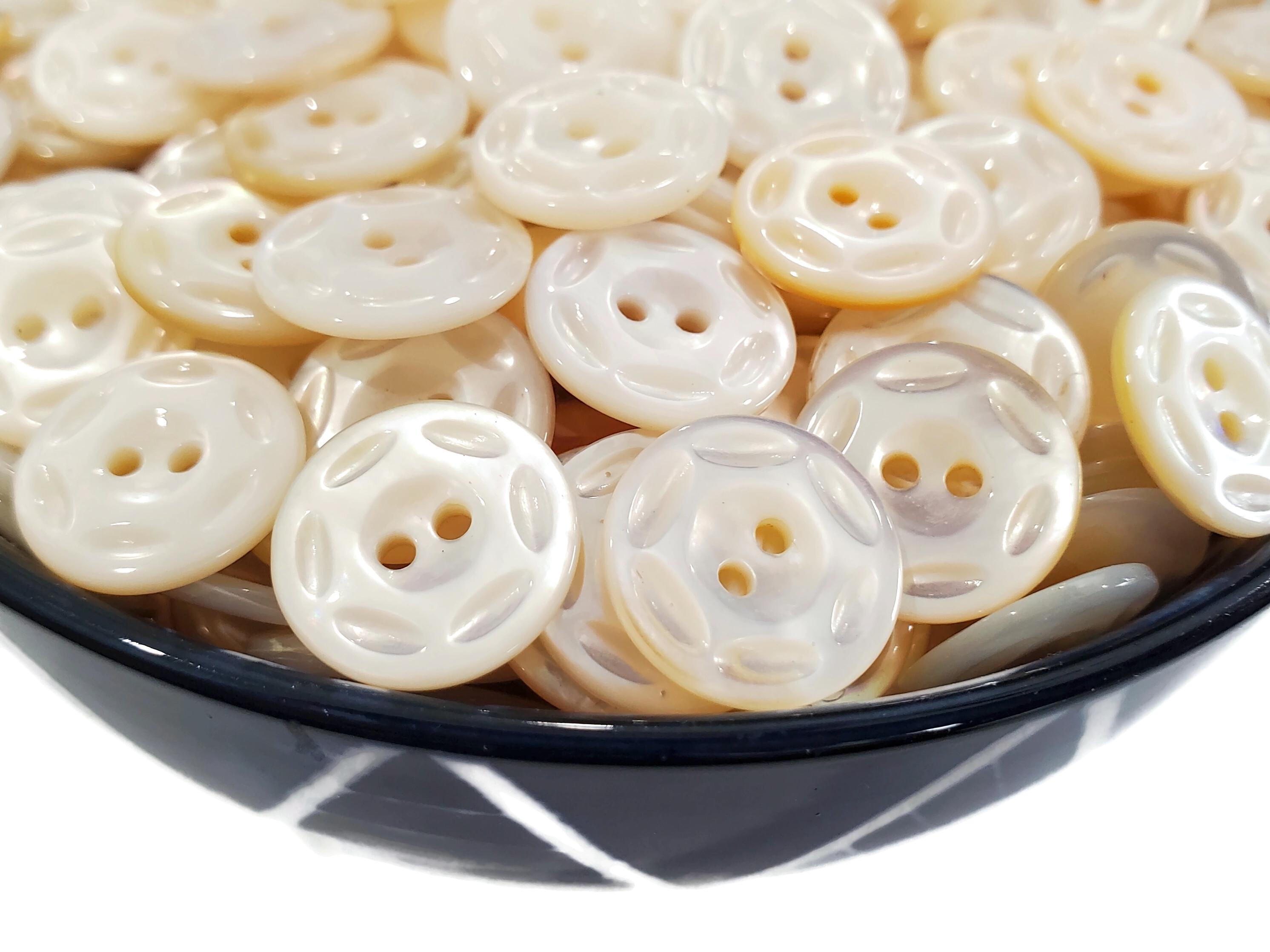 Carved Mother of Pearl Buttons, Natural Shell Buttons for Knitting ...