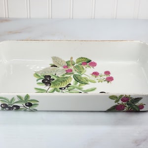 Vintage Porcelaine de Paris Berries Baking Dish - &quot;Les Fruits Sauvages&quot; 12&quot;