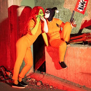HQ Clown Girl Poison Ivy Prison Asylum Cosplay Costumes SET of TWO