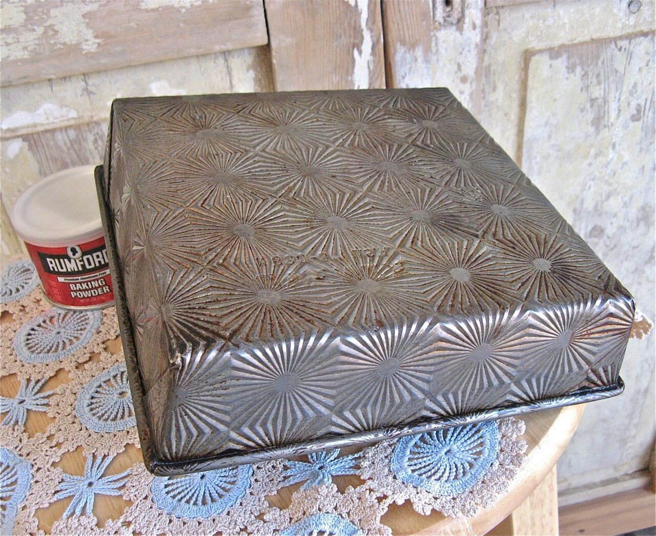 Ovenex Bakeware . Vintage 8 Inch Square Starburst Pan Etsy