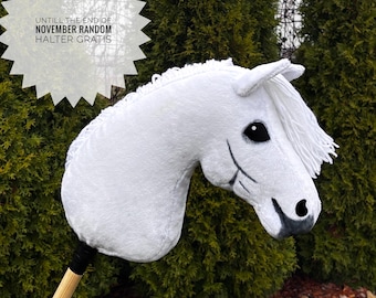 White show jumping hobby horse stickhorse A4+/A3-