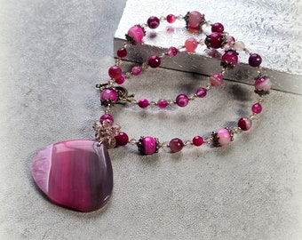 Pink Agate necklace for women, Pink statement necklace, pink gemstone pendant necklace