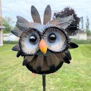Metal Owl Yard Stake Wind Spinner Windmill Whirly-Gig Yard Garden Art Decor